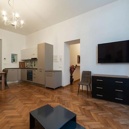 Cs Termini Nazionale Apartments Roma Ngoại thất bức ảnh